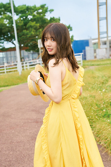 長江里加 1st写真集『Re:color』その1